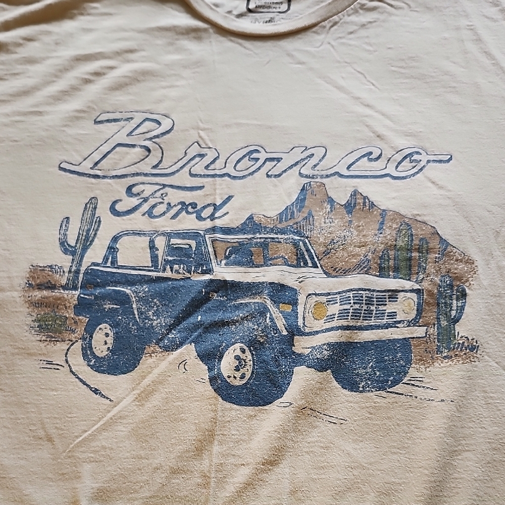Ford Bronco Desert Scene Tee - Beige - Picture 3 of 8